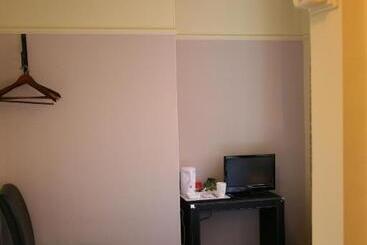 تختخواب و صبحانه Gillygate Guest House