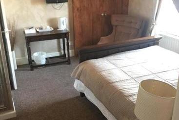 تختخواب و صبحانه Greenbank Guest House
