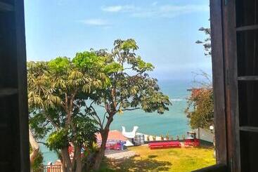 تختخواب و صبحانه Second Home Peru