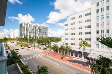 هتل Boulan South Beach