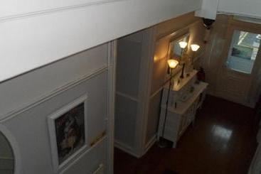هتل Brentwood House