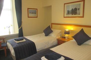 هتل Caledonia Guest House