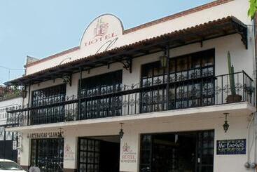 هتل Casa Blanca Tequisquiapan