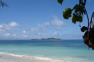 Castello Beach - Praslin