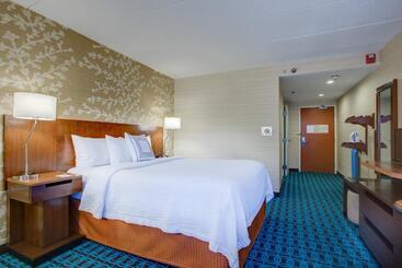 هتل Fairfield Inn By Marriott Burlington Williston