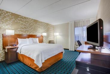 هتل Fairfield Inn By Marriott Burlington Williston