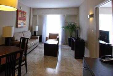 هتل Fiesta Inn Coatzacoalcos