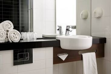 هتل Holiday Inn Express Utrecht   Papendorp, An Ihg