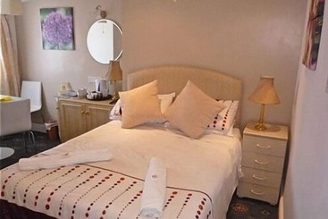 هتل Pelham Lodge