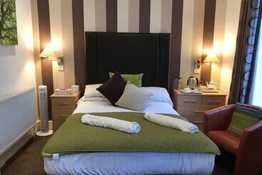 هتل Pelham Lodge