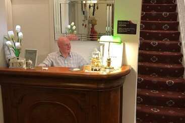 هتل Pelham Lodge