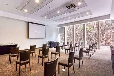 هتل Pullman Lima San Isidro