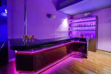 هتل Royal Sarovar Portico Siliguri