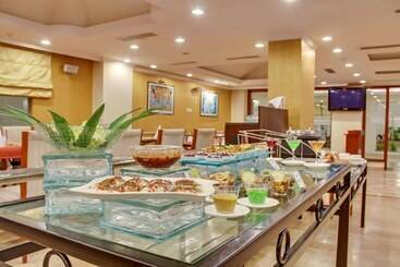 هتل Royal Sarovar Portico Siliguri
