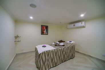 هتل Royal Sarovar Portico Siliguri