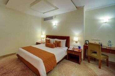 هتل Royal Sarovar Portico Siliguri