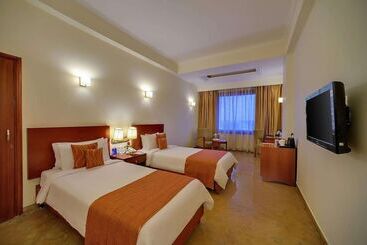 هتل Royal Sarovar Portico Siliguri