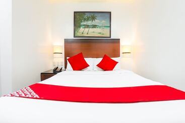 هتل Royale Parc Inn & Suites