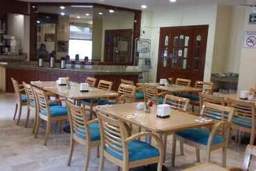 هتل & Suites Real Del Lago