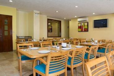 هتل & Suites Real Del Lago