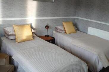 Otel The Golden Sands