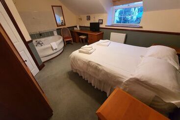 هتل The Lugger Inn