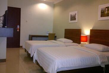 ホテル The Studio Inn Nusa Dua