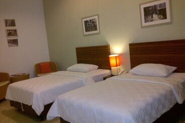 ホテル The Studio Inn Nusa Dua