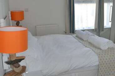 هتل Tregony Guest House