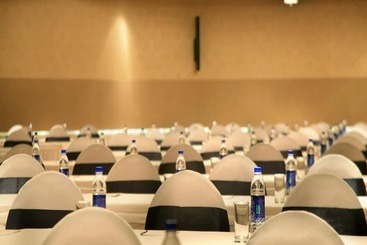 Mahagun Sarovar Portico Suites Ghaziabad