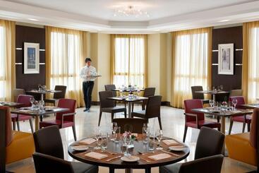 Marriott Executive Apartments Riyadh, Convention Center