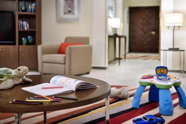 Marriott Executive Apartments Riyadh, Convention Center