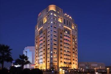 Marriott Executive Apartments Riyadh, Convention Center