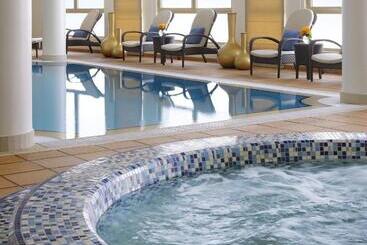 Marriott Executive Apartments Riyadh, Convention Center