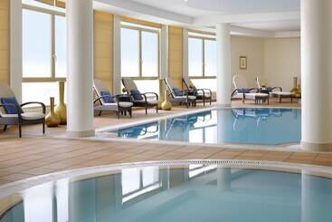 Marriott Executive Apartments Riyadh, Convention Center