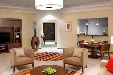 Marriott Executive Apartments Riyadh, Convention Center