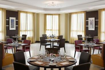 Marriott Executive Apartments Riyadh, Convention Center