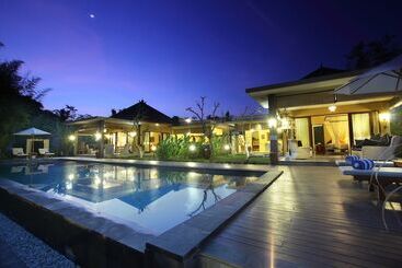 Villa Nirvana