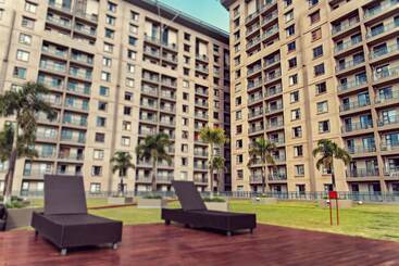Westay Westpoint Apartments