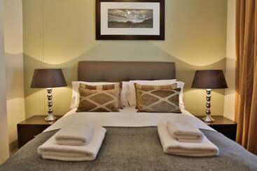 Westay Westpoint Apartments