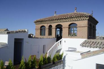 هاستل Oasis Backpackers' Toledo