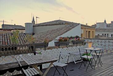 هاستل Oasis Backpackers' Toledo