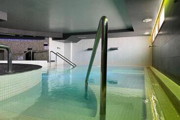 Apartahotel & Spa Jacetania