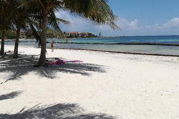 تختخواب و صبحانه Villas Picalu Lodge