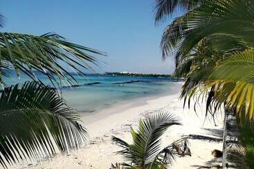 تختخواب و صبحانه Villas Picalu Lodge