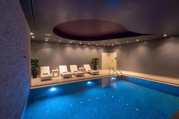 Boutique Hotel Life
