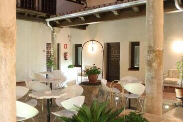 Evenia Alcalá Boutique Hotel