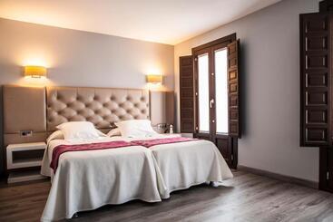 Evenia Alcalá Boutique Hotel