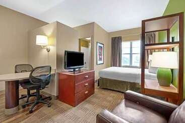Extended Stay America Suites  Indianapolis  Airport  W. Southern Ave