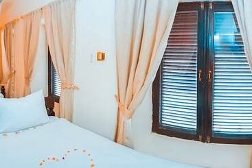 Al Johari Hotel & Spa